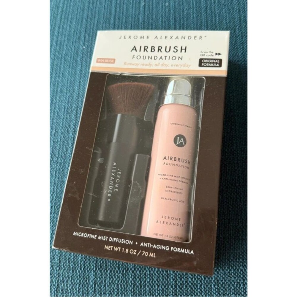 Jerome Alexander Airbrush Foundation with Brush WM Beige